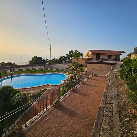 Aparthotel Sea Terrace 4*