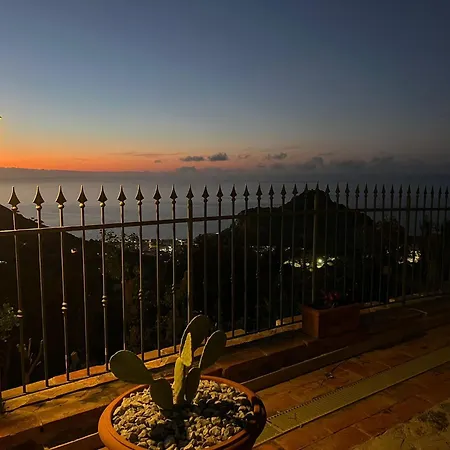 Sea Terrace 4* Cefalù