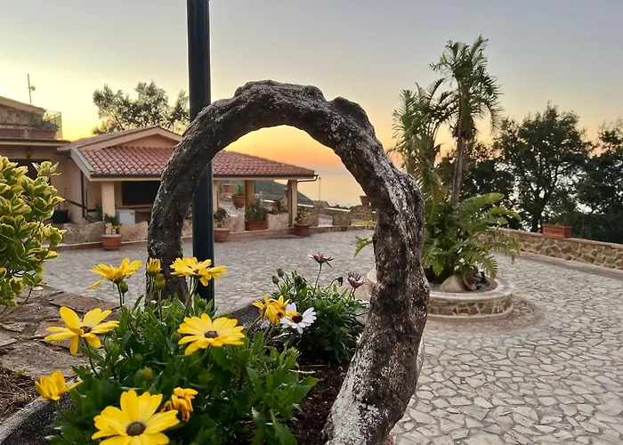 Sea Terrace Апарт-готель Чефалу