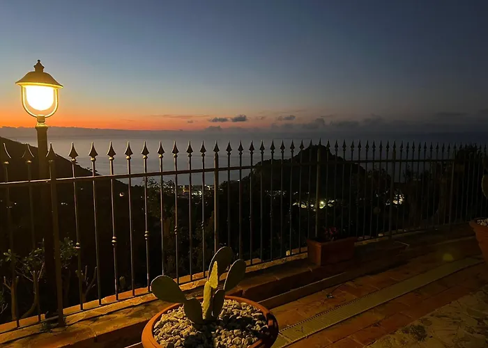 Sea Terrace 4* Cefalù