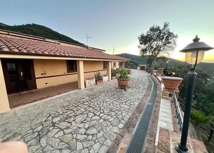 Апарт-готель Sea Terrace Чефалу